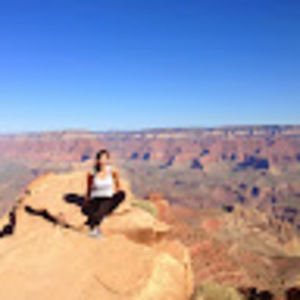 Meet your Posher, Elizabeth